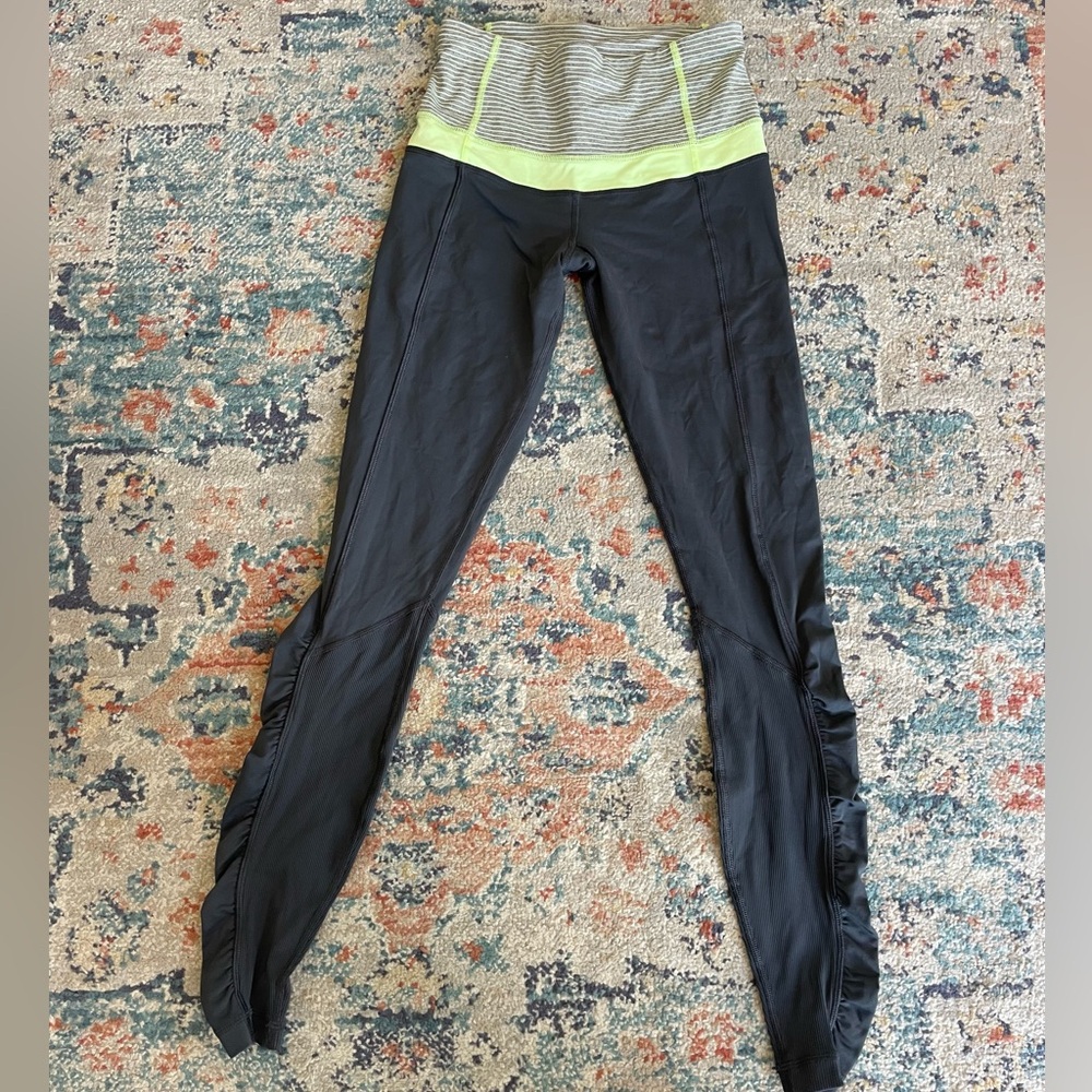 Grey Lululemon Leggings